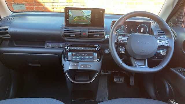 Hyundai INSTER 85kW 02 49kWh 5dr Auto Electric Hatchback