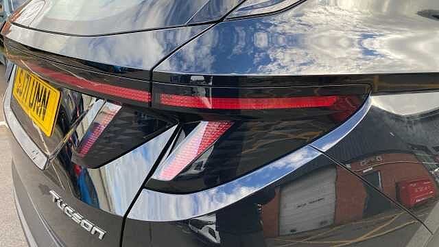 Hyundai TUCSON 1.6 TGDi SE Connect 5dr 2WD Petrol Estate Black