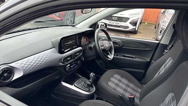 Hyundai i10 1.0 [63] Premium 5dr Auto [Nav] Petrol Hatchback