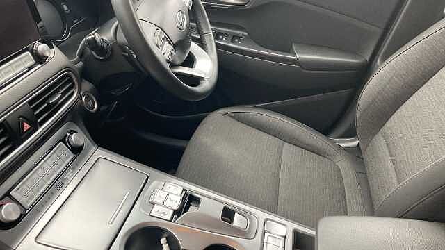 Hyundai KONA 150kW Premium 64kWh 5dr Auto Electric Hatchback