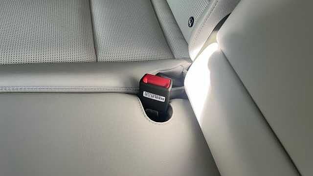 Hyundai SANTA FE 1.6 TGDi Plug-in Hybrid Ultimate 5dr 4WD Auto Estate