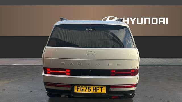 Hyundai SANTA FE 1.6 TGDi Plug-in Hybrid Ultimate 5dr 4WD Auto Estate