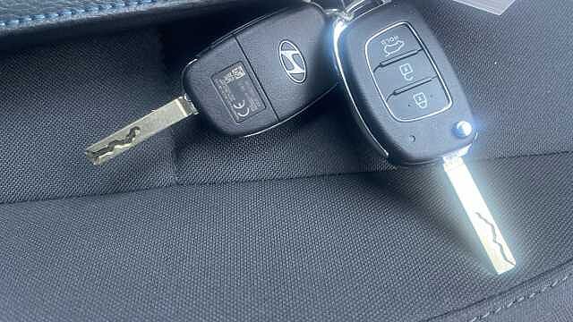 Hyundai i20 1.0T GDi Advance [Nav] 5dr Petrol Hatchback