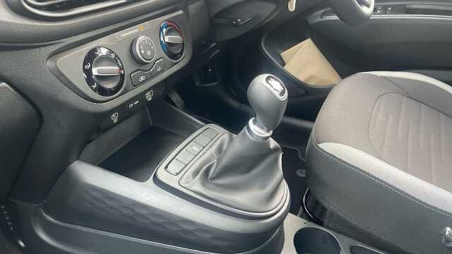 Hyundai i10 1.0 [63] Advance 5dr [Nav] Petrol Hatchback