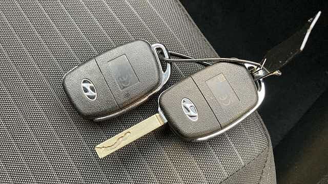 Hyundai i20 1.0T GDi 48V MHD SE Connect 5dr Petrol Hatchback