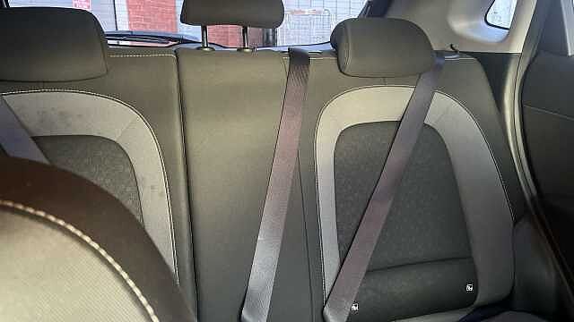 Hyundai KONA 1.6 GDi Hybrid Premium 5dr DCT Hybrid Hatchback