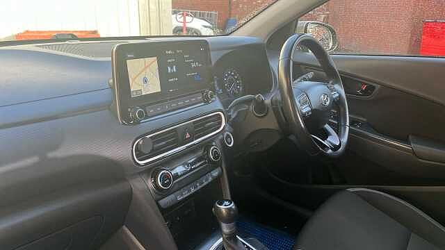 Hyundai KONA 1.6 GDi Hybrid Premium 5dr DCT Hybrid Hatchback