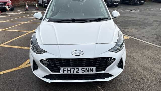 Hyundai I10 1.0 MPi Premium 5dr Petrol Hatchback White