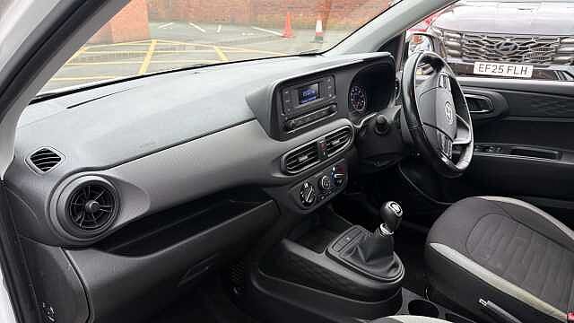 Hyundai I10 1.0 MPi SE 5dr Petrol Hatchback White