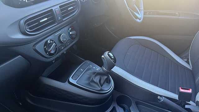 Hyundai I10 1.0 [63] Advance 5dr Auto [Nav] Petrol Hatchback Green