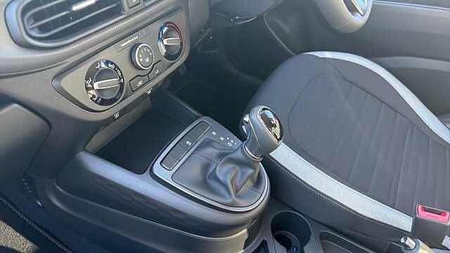 Hyundai i10 1.0 [63] Advance 5dr Auto [Nav] Petrol Hatchback