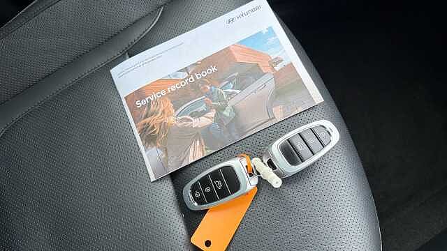 Hyundai TUCSON 1.6 TGDi 48V MHD 180 Ultimate 5dr 4WD DCT Petrol Estate