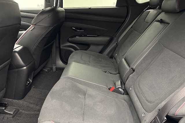 Hyundai TUCSON 1.6T Plug-in Hybrid N Line 5dr Auto Estate Silver