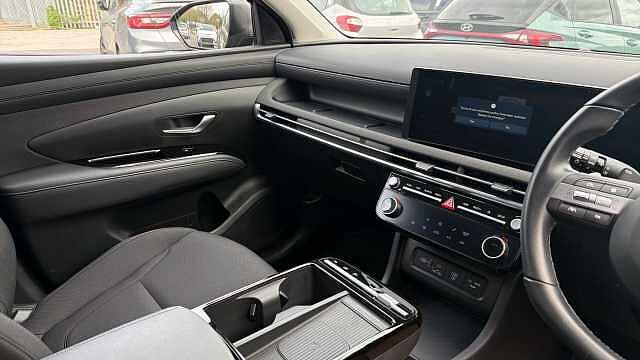 Hyundai TUCSON 1.6T Hybrid Advance 5dr Auto Hybrid Estate Black