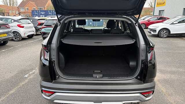 Hyundai TUCSON 1.6T Hybrid Advance 5dr Auto Hybrid Estate Black