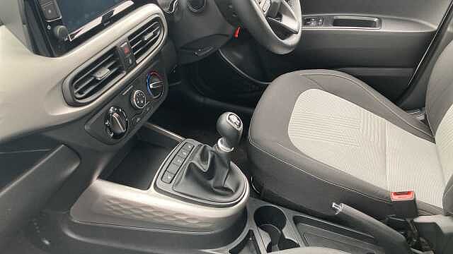 Hyundai i10 1.0 MPi Premium 5dr Petrol Hatchback