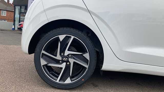 Hyundai i10 1.0 MPi Premium 5dr Petrol Hatchback