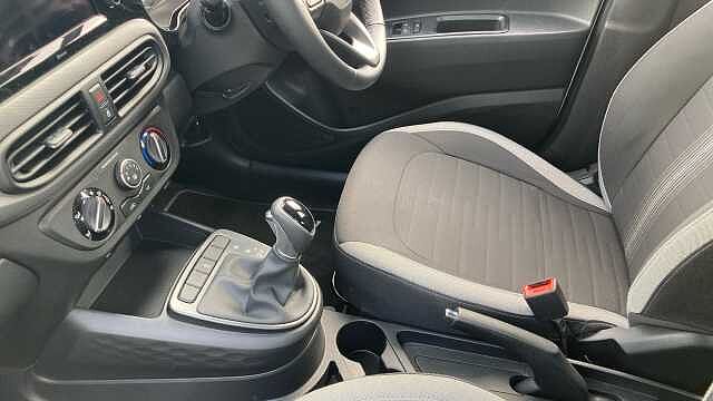 Hyundai i10 1.0 [63] Advance 5dr Auto [Nav] Petrol Hatchback
