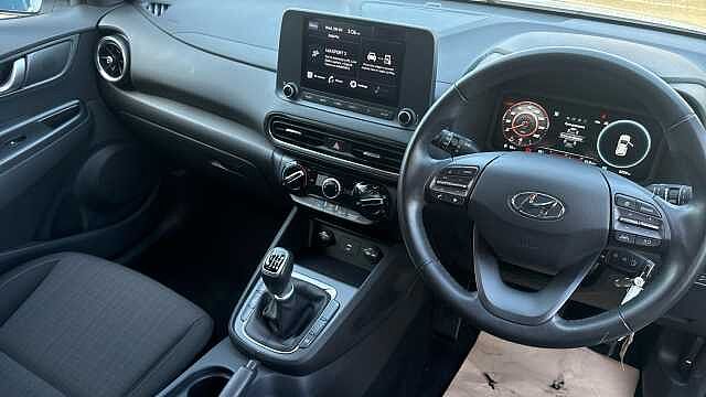Hyundai KONA 1.0 TGDi 48V MHEV SE Connect 5dr Petrol Hatchback