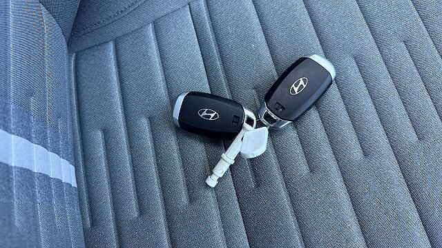 Hyundai i10 1.2 MPi Premium 5dr Auto Petrol Hatchback