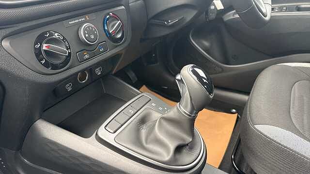 Hyundai i10 1.0 [63] Advance 5dr Auto [Nav] Petrol Hatchback