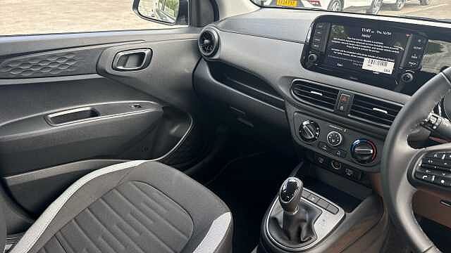 Hyundai i10 1.0 [63] Advance 5dr Auto [Nav] Petrol Hatchback
