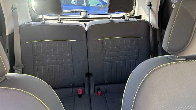 Hyundai INSTER 85kW Cross 49kWh 5dr Auto Electric Hatchback