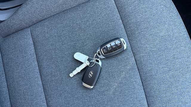 Hyundai INSTER 85kW Cross 49kWh 5dr Auto Electric Hatchback