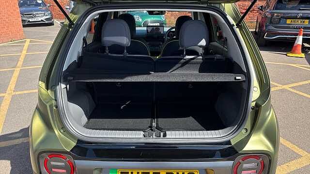 Hyundai INSTER 85kW Cross 49kWh 5dr Auto Electric Hatchback