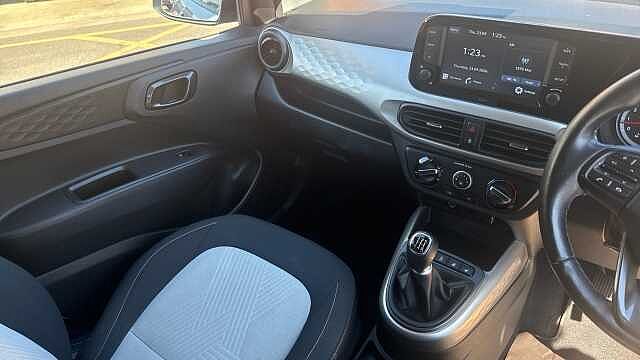 Hyundai i10 1.2 MPi Premium 5dr Petrol Hatchback