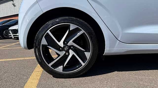 Hyundai i10 1.2 MPi Premium 5dr Petrol Hatchback