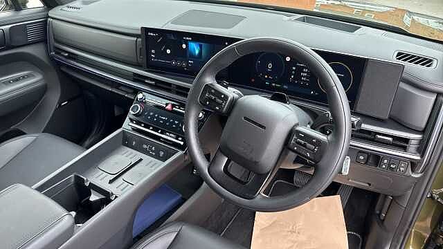 Hyundai SANTA FE 1.6 TGDi Plug-in Hybrid Calligraphy 5dr 4WD Auto Estate Premium Pearlescent - Olive Green