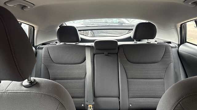 Hyundai IONIQ 1.6 GDi Hybrid Premium 5dr DCT Hybrid Hatchback