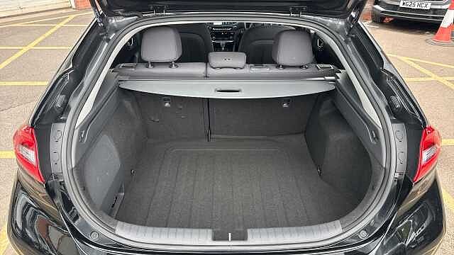 Hyundai IONIQ 1.6 GDi Hybrid Premium 5dr DCT Hybrid Hatchback