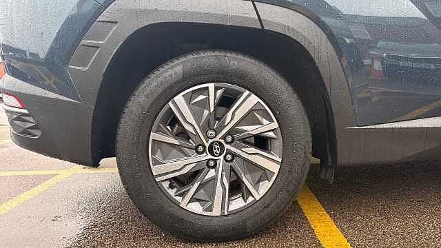 Hyundai TUCSON 1.6 TGDi 48V MHD SE Connect 5dr 2WD DCT Petrol Estate