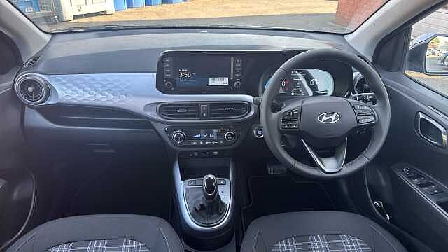 Hyundai i10 1.2 [79] Premium 5dr Auto [Nav] Petrol Hatchback