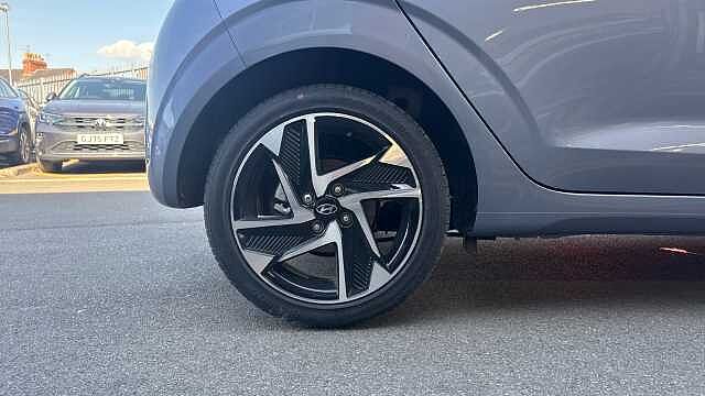 Hyundai i10 1.2 [79] Premium 5dr Auto [Nav] Petrol Hatchback
