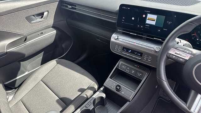Hyundai KONA 1.6 Hybrid 138 Advance 5dr DCT Hybrid Hatchback Blue