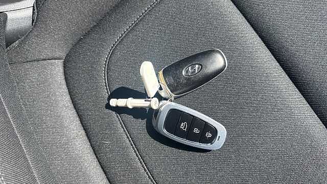 Hyundai TUCSON 1.6 TGDi Hybrid 230 Premium 5dr 2WD Auto Hybrid Estate