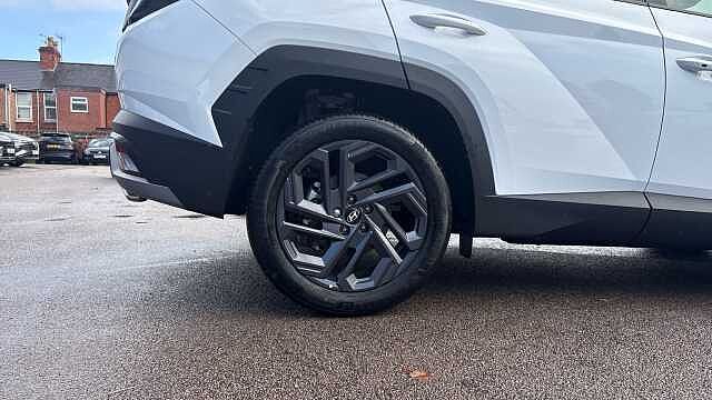 Hyundai TUCSON 1.6T 239 Hybrid Black Line 5dr Auto Hybrid Estate