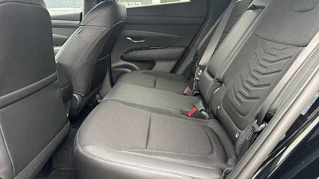Hyundai TUCSON 1.6T 239 Hybrid Black Line 5dr Auto Hybrid Estate