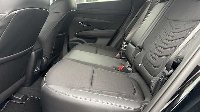 Hyundai TUCSON 1.6T 239 Hybrid Black Line 5dr Auto Hybrid Estate