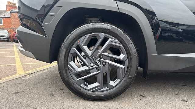 Hyundai TUCSON 1.6T 239 Hybrid Black Line 5dr Auto Hybrid Estate