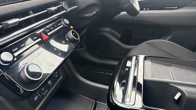 Hyundai TUCSON 1.6T 239 Hybrid Black Line 5dr Auto Hybrid Estate