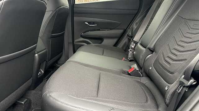 Hyundai TUCSON 1.6T 239 Hybrid Black Line 5dr Auto Hybrid Estate