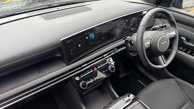 Hyundai TUCSON 1.6T 239 Hybrid Black Line 5dr Auto Hybrid Estate