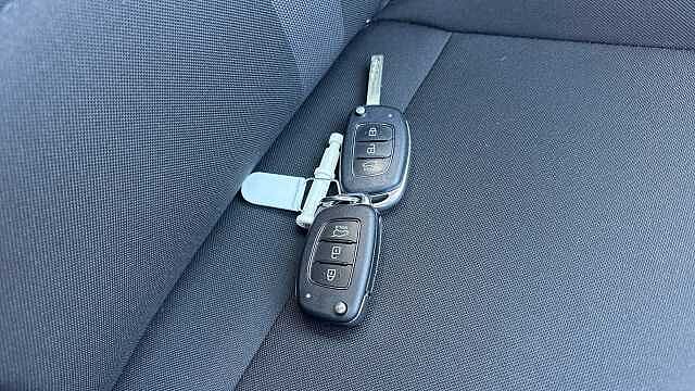 Hyundai i20 1.0T GDi Advance 5dr Petrol Hatchback
