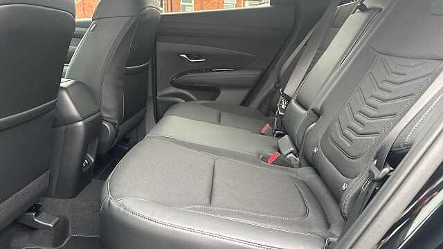 Hyundai TUCSON 1.6T 239 Hybrid Black Line 5dr Auto Hybrid Estate