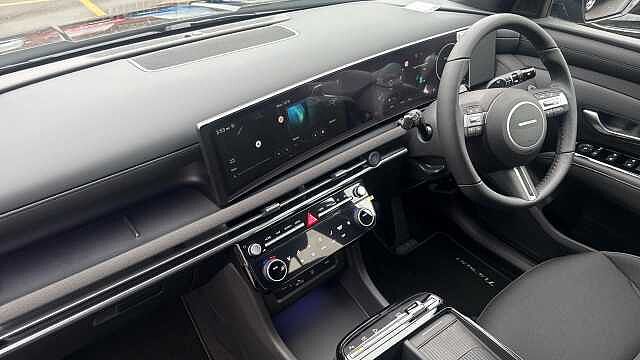 Hyundai TUCSON 1.6T 239 Hybrid Black Line 5dr Auto Hybrid Estate